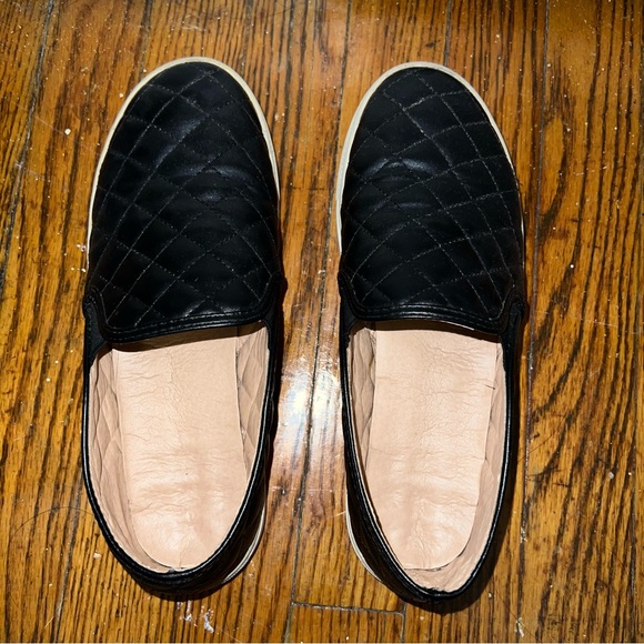 Ecentrcq Black slip on sneaker loafer quilted pattern slippers loafers sneakers - Picture 5 of 7